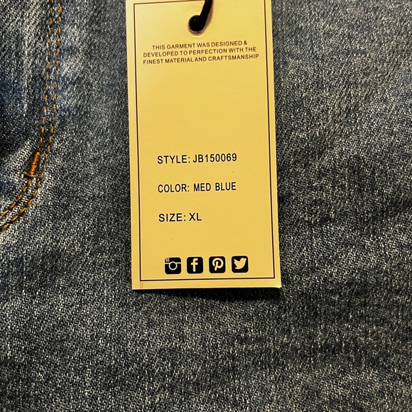 Judy Blue Blue Jean Shorts with White Star Accents - Picture 6 of 6